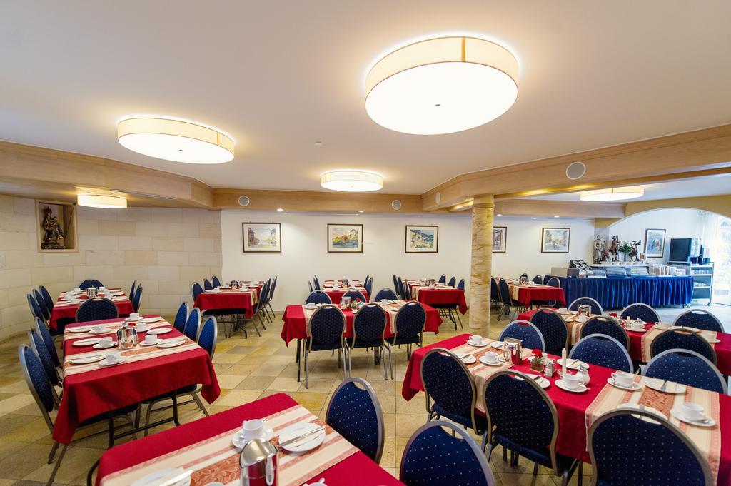 Alt-ringlein Hotel 2*