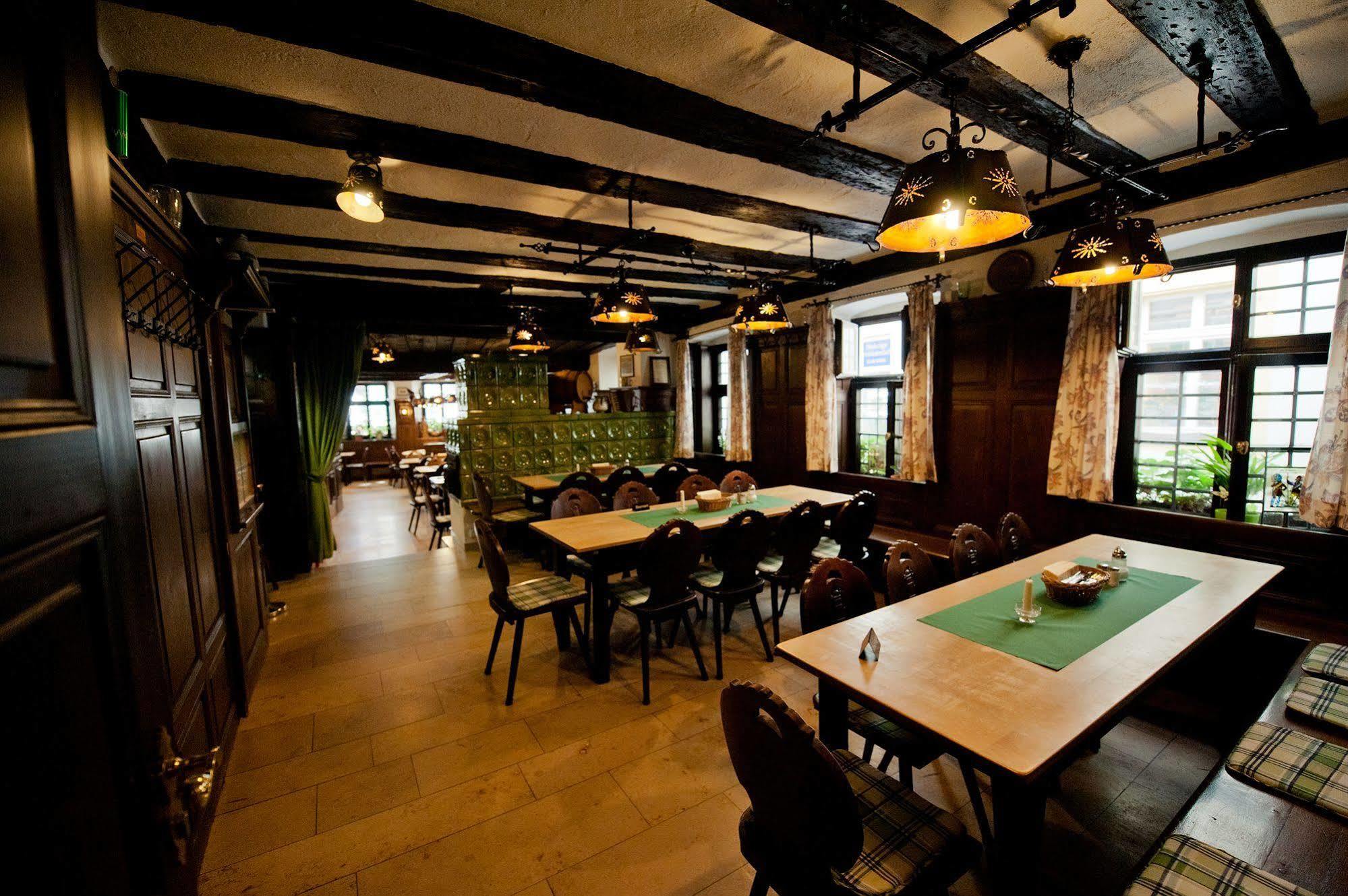 Alt-ringlein Hotel 2*